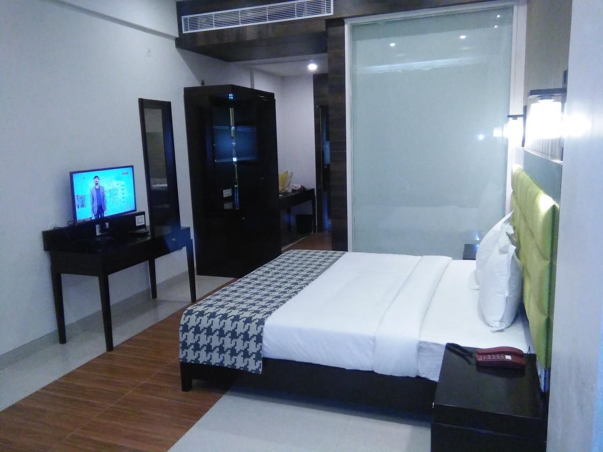 Silver Estate Resort Tikamgarh Екстер'єр фото