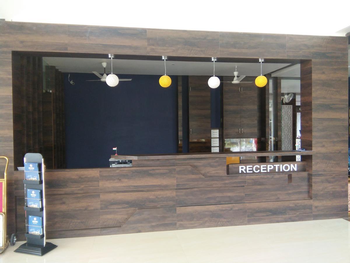 Silver Estate Resort Tikamgarh Екстер'єр фото